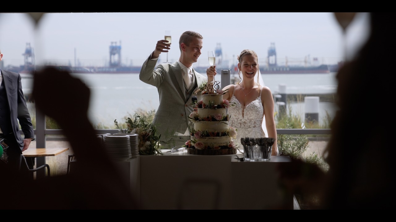 Klik om video te laden en af te spelen