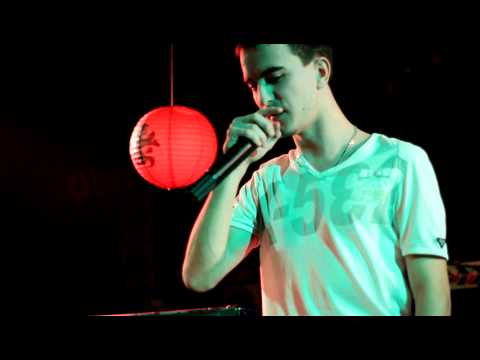 MC 77 ft. Mainstream One-Черно-белые (Handyman prod.).MOV