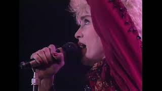 La Isla Bonita / Who's That Girl (Madonna) - (Cut)