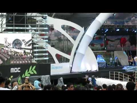 [FANCAM] 120814 FT Island and F(X) @ DMZ Rehearsal