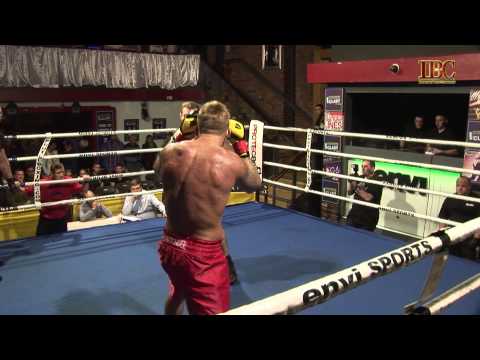 IBC Legacy Ryan Hennessy VS Lee Chadwick