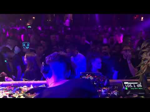 Latmun plays „Tomi&Kesh, Alessandro Diruggiero - Puff Puff Pass“ at Kaufleuten Club Zurich