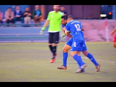 Gol de Nacho Quirino, jugador de la UD San Fernando 2 1 2016