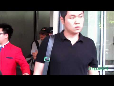 [Fancam] 20120511 Kim Hyun Joong at HK Airport
