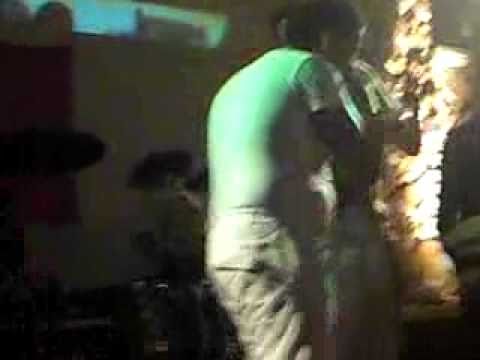 JUSI LAMOVE MUARREM TIRONA NE SELANIK