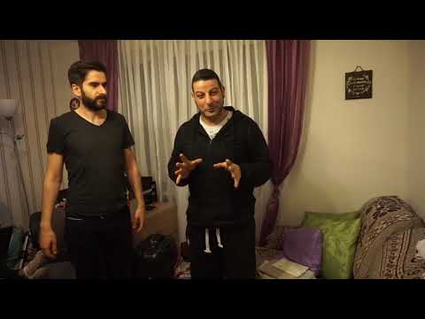 Toto erzählt einen Witz - Verloren in der Wüste