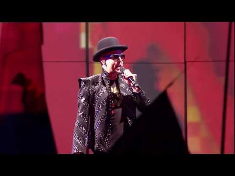 Video thumbnail for Did You See Me Coming? (Live at Glastonbury Festival, Worthy Farm, Pilton, 26th June 2010)