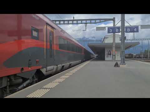 RJX (Railjet Express) 165 Zürich HB-Budapest Keleti Abfahrt auf Gleis 4 in Buchs SG