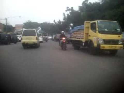 Plat Mobil Jakartaana yah yg  belakangny Bareskrim