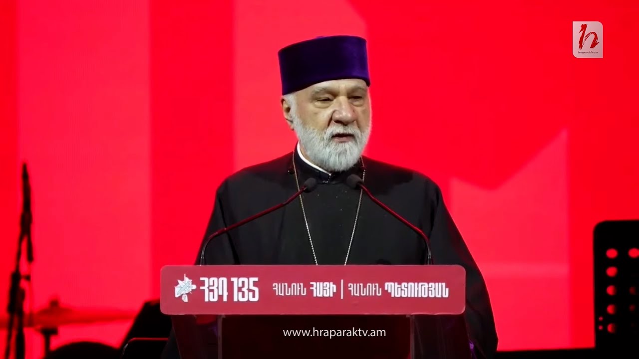 Նաթան սրբազանը փոխանցեց Վեհափառի օրհնությունը