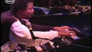 Carlos Santana ft. Sadao Watanabe - Chill Out