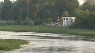 preview picture of video 'Brazo rio Balsas y vista malecon del 1er Sector en Cd. Lazaro Cardenas Mich.'