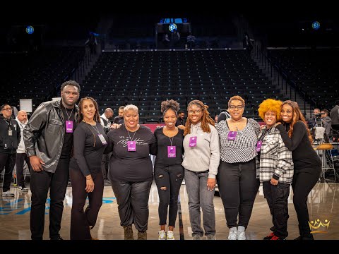 Kingsboro Temple sings for the Brooklyn Nets.