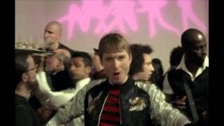 Franz Ferdinand - Do You Want To (Official Video)