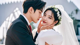 Na het verraad van haar vriend trouwt Assepoester met de kille CEO die haar eindeloos verwent!