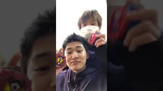 Download lagu Geiz and Sougo playing Rider watches mp3