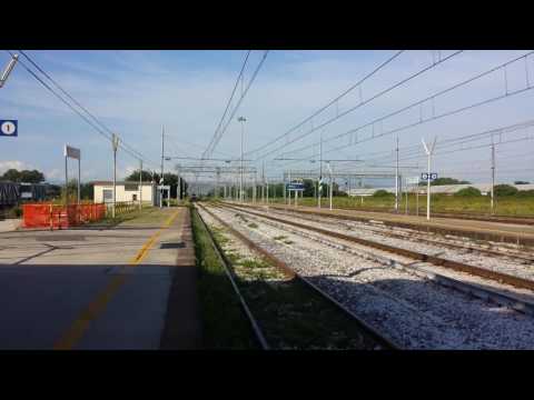 E483  051 in transito a Gricignano Teverola