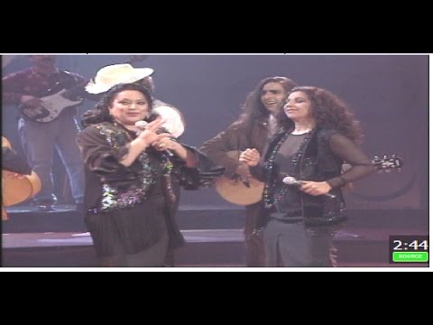 Lola Flores, Antonio Flores, Antonio González y Lolita cantan "Te voy a hacer una casa en el aire"