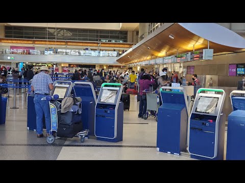 Not true Adam schiff not arrested at lax