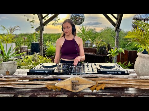 Elle J | Progressive House & Melodic Techno Sunset Mix 2025 | By @EPHIMERATulum