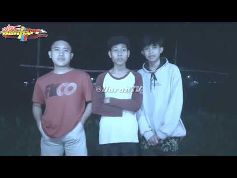 APA AKU HARUS JADI ???