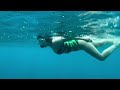Sensational Sunny Leone Snorkels In Maldives Sunnyleone