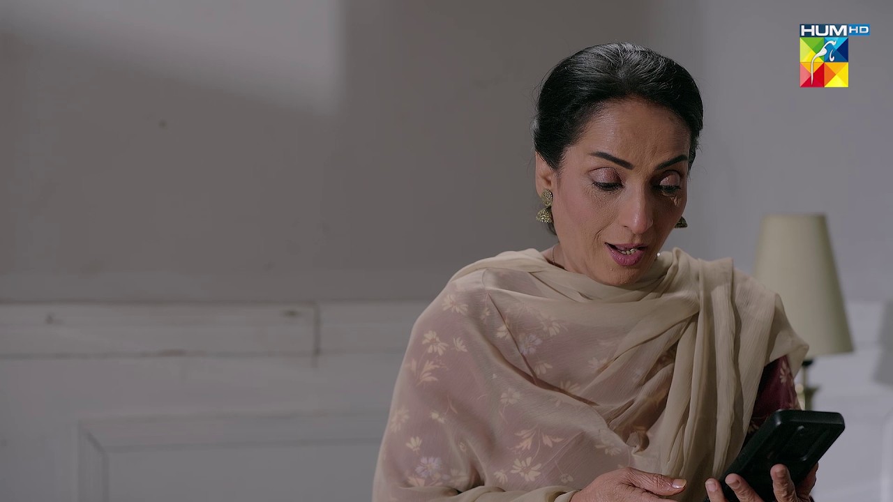 Yeh Tou Dosti Se Barh Ke Lag Raha Hai Kuch..!!  #deewar #sunitamarshal - HUM TV