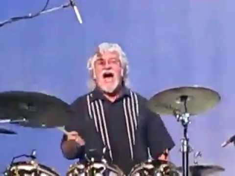 Happy Birthday to Graeme Edge!