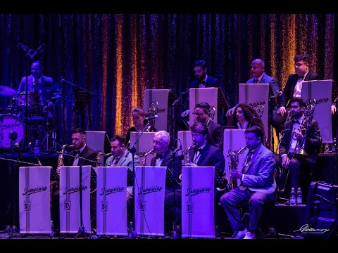 Jumpin'up Orchestra - Carina