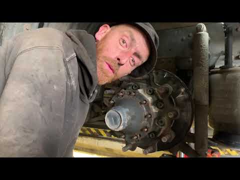 How to change brake discs and pads hgv mobile mechanic Scania lorry truck hgv semi rig
