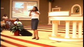 Jekalyn Carr sings Greater Is Coming