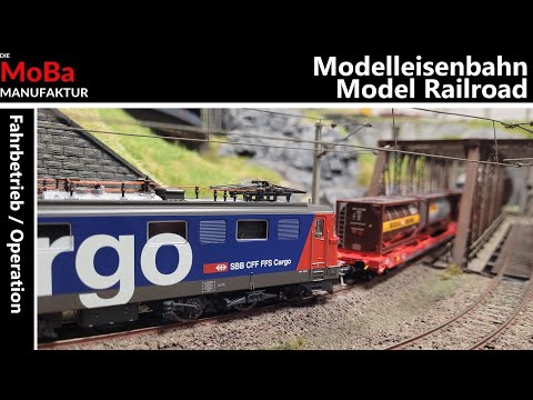 Modelleisenbahn H0 - LETs PLAY Zugfahrten mit schweizer Loks und Wagen auf der Anlage Roco Beilhack
