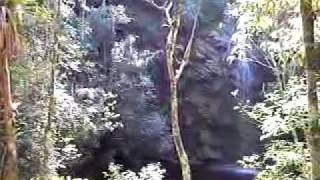 preview picture of video 'Cachoeira da Água Vermelha, Serra do Funil'