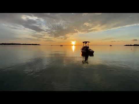 #Jamaica #Negril Bloody Bay | Bloody Bay beach 🏖 | walking on the beach 🏖  under sunset 🌅.