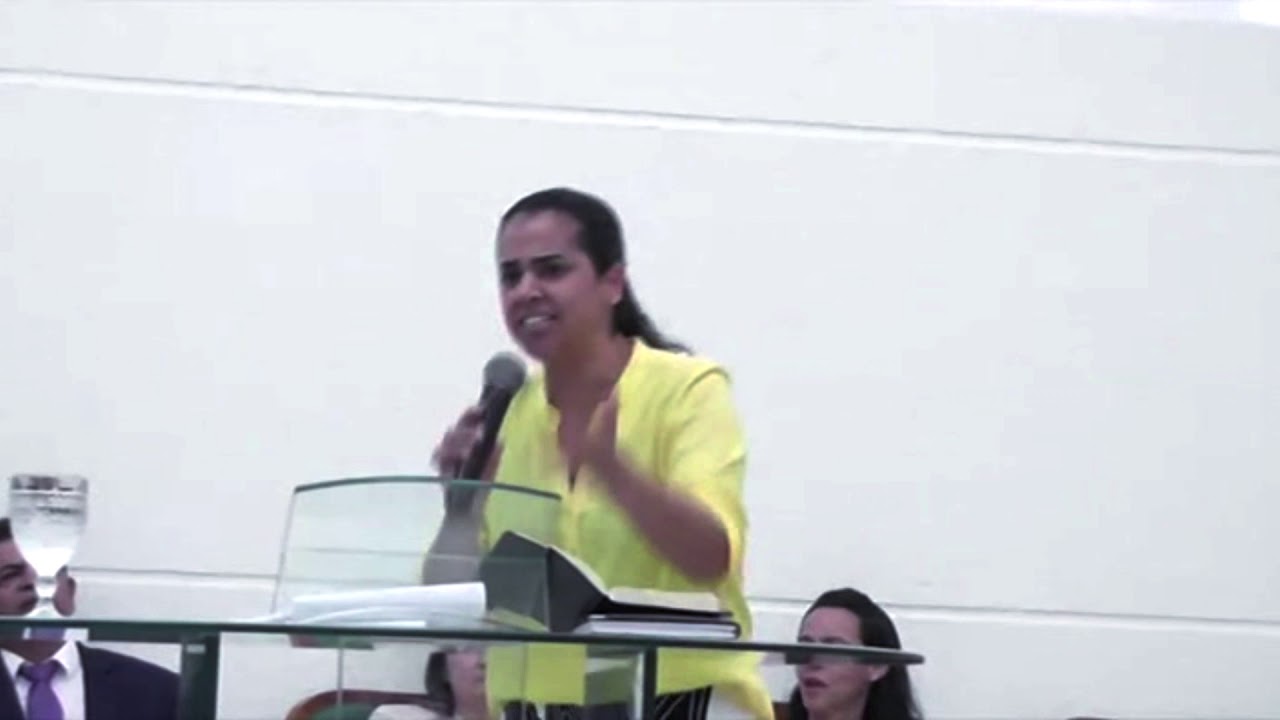 Camila Barros -  Revestimento de Poder -  Lucas 24:49