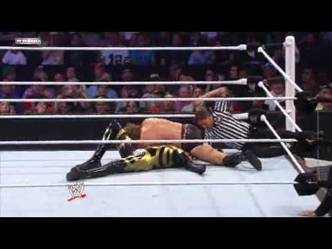 WWE Superstars: Goldust vs. William Regal