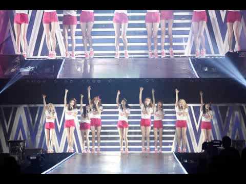 SNSD -  Into The New World @ Girls' Generation Tour Girls & Peace 2013