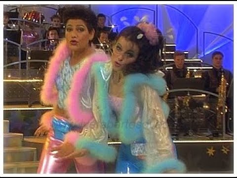 Iveta Bartošová a Ilona Csáková - Dvě žlutá kuřátka