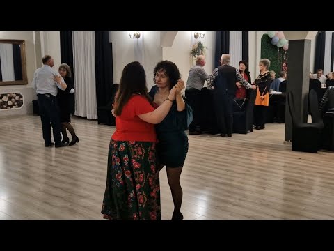 Niesamowite wykonanie!Ta Kapela potrafi zagrać na naszych emocjach!