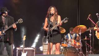 00009 New Blues Generation " Tasha TAYLOR  " Blues Availles Concert 2014 "
