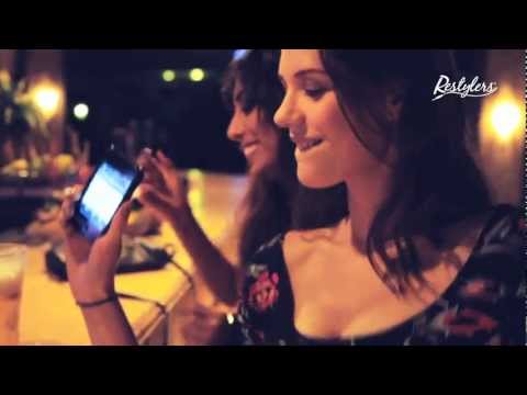 Simon From Deep Divas feat. Debbie - Everybody's Free [Freaky Mix] [OFFICIAL VIDEO]