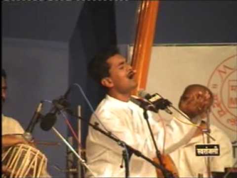 JAYATEERTH MEVUNDI RAAG PATADEEP @ SAWAI GANDHARVA MUSIC FESTIVAL, PUNE, DEC. 2003