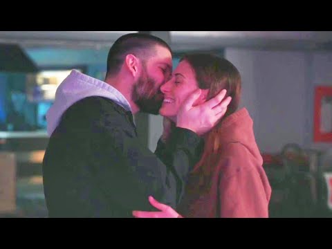 Murphy and Max Kisses | In The Dark 4x10