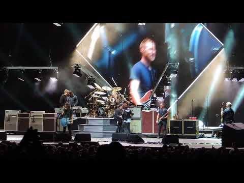 Foo Fighters With Joe Perry- Draw The Line  & Liam Gallagher Come Together