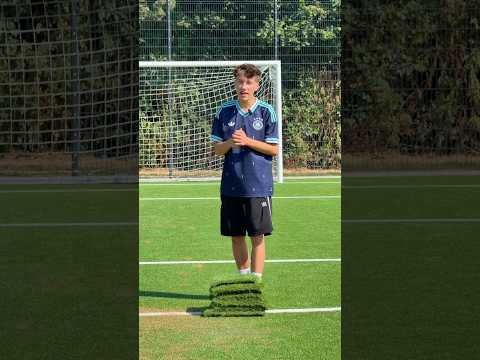 Wie hoch muss der Kunstrasen werden damit ich nicht mehr das Tor treffe? #fußball #fußballvideo