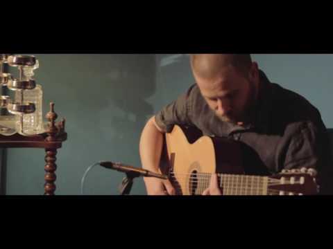 Lucio Leoni *Fuori da qui* @ RecordinGrandma