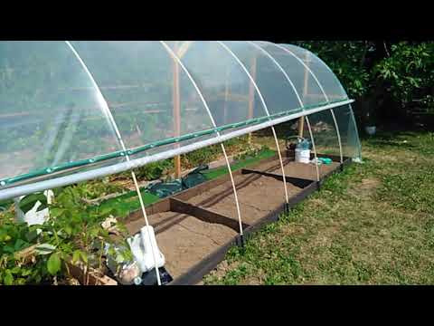Idea de Invernadero casero - Serre fait maison - DIY Greenhouse