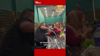 Download lagu After ten years of living away from home, this brother gave a surprise by returning home without ... mp3