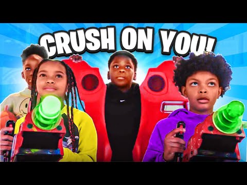 Grey Skye Evans - Crush on You (Official Music Video)