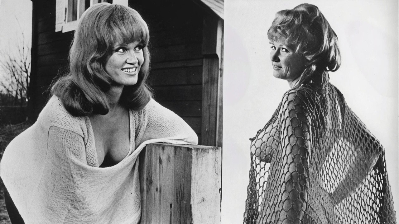 These Relaxed Beach Photos of Two Hollywood Legends Have Everyone Guessing Their Identity